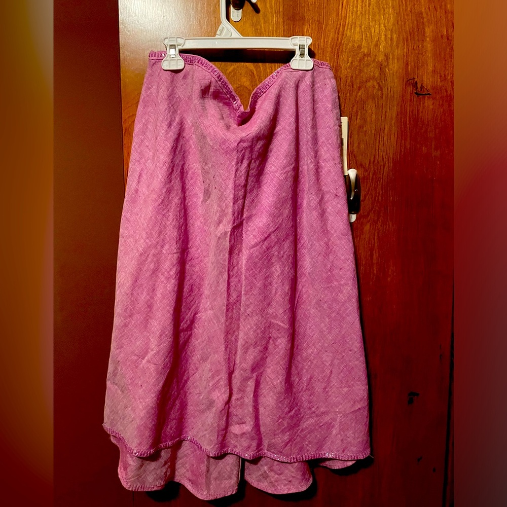 NWT Pink mid-length skirt with beaded trim